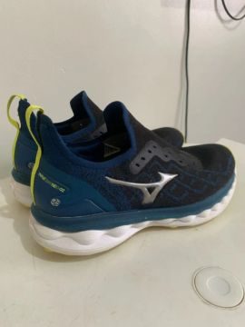 Tênis Mizuno Wave Sky Neo 2 - Masculino - 42 - Preto/Azul
