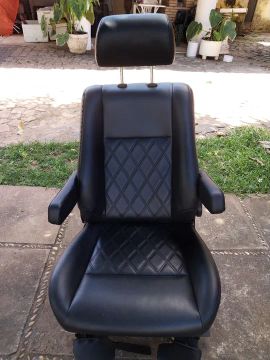 Banco Giratório Asaflex para carro