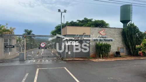 Lote à Venda no Jardins Versalhes
