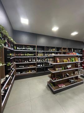 SALA COMERCIAL DE ESQUINA NA REGIÃO DO COUNTRY IDEAL PARA CONVENIÊNCIA