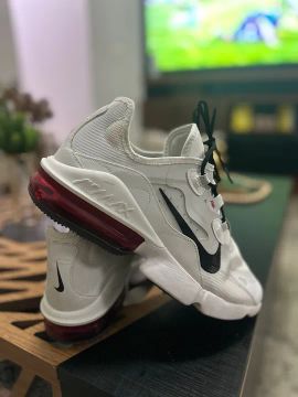 Vendo TÊNIS NIKE AIR MAX INFINITY 2