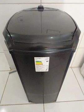Tanquinho de Lavar Roupa 10kg - Semi-nova