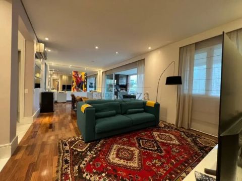 Apartamento - Itaim Bibi - 3 Suítes - 151m².