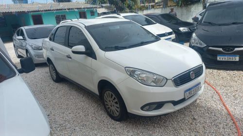 Siena baixa km não deixo em loja 