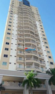 Apartamento amplo em ótima localização com móveis planejados e climatizado, Condomínio Leo
