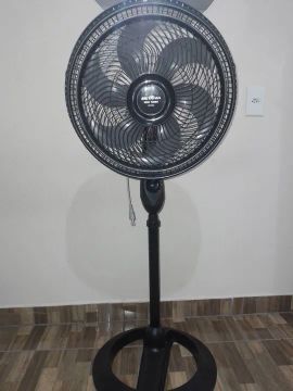 Dois ventiladores 