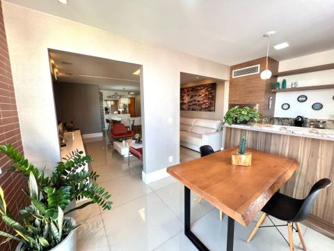 Jardim Camburi, ótima localização.   Creci 011452-F 