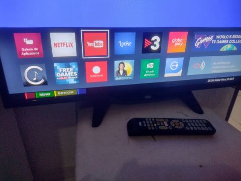 Vendo uma TV smart 32 polegadas da Philips com wi-fi YouTube entrada HDMI e USB