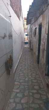 Aluga-se quartos com preços que cabem no bolso