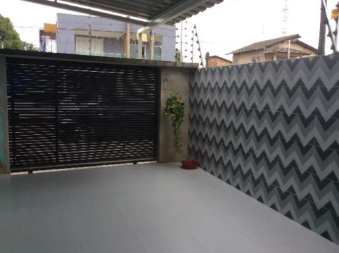 CASA TOP NO BAIRRO JARDIM FLORESTA  