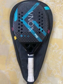 Raquete KONA K12 2023