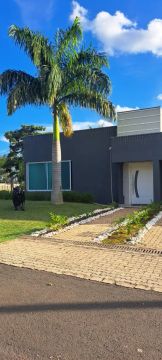 Aluga-se Casa Térrea no Residencial Vale do Lago em Sorocaba SP