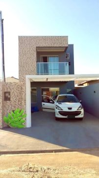 Casa em Bonito aceita carro menor valor e assume prestação