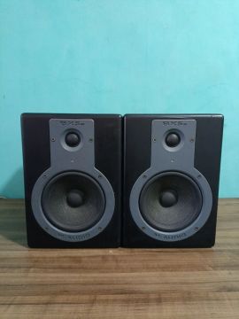 Par de Monitores de Referência M-Audio