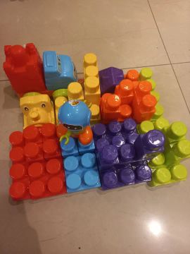 Blocos de montar coloridos para crianças