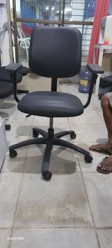 Cadeira de Escritório Giratória com Rodas
