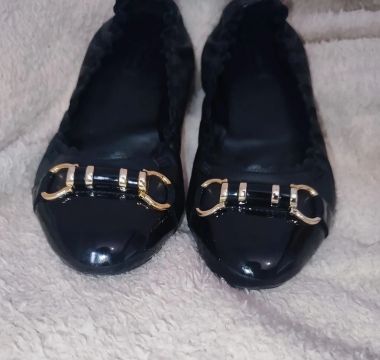 Sapatilhas Pretas Corello - Elegância e Estilo!