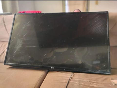 TV LG 43 polegadas para peças 