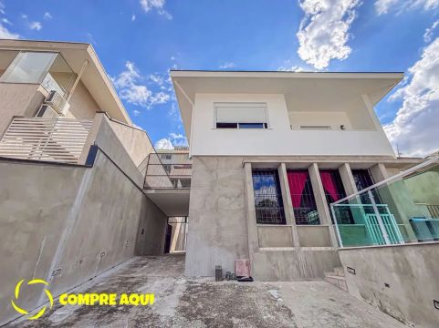 Vila Madalena | 4 Quartos | Cozinha Gourmet | 6 Vagas | Edícula | 300m²