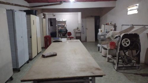  ? Vendo ou troco Galpão com prédio e tudo! 