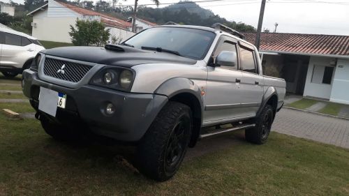 Vendo ou troco L200 GLS 4x4 Diesel 2010