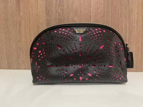 Necessarie Victoria Secret