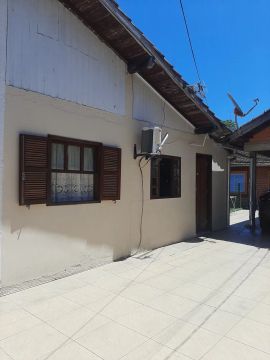Alugo casa mensal na Cachoeira do Bom Jesus