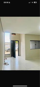Casa ampla na rua atrás do João Paulo II