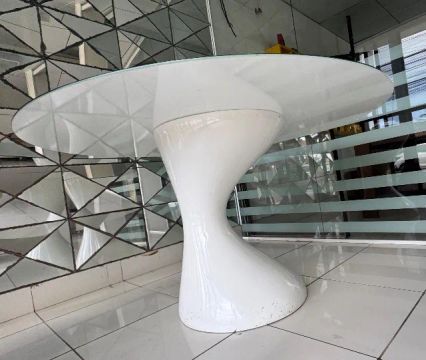Mesa de jantar redonda 