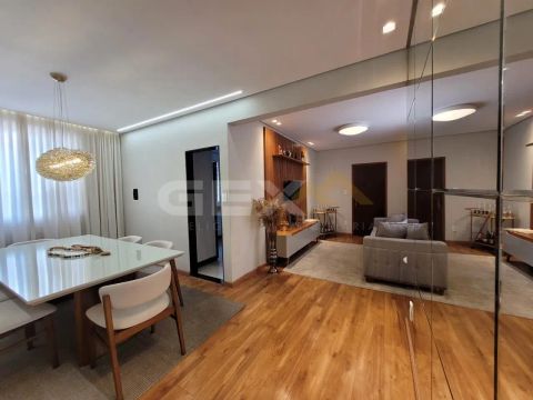 Apartamento à venda no Bairro Santo Antônio, 03 quartos