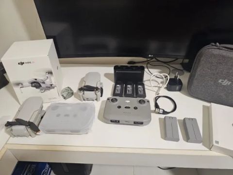 DJI Mini 4k com 5 Baterias e 2 Controles