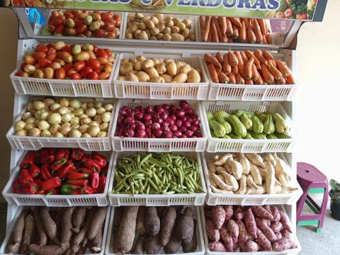 Vendo expositor de verduras 