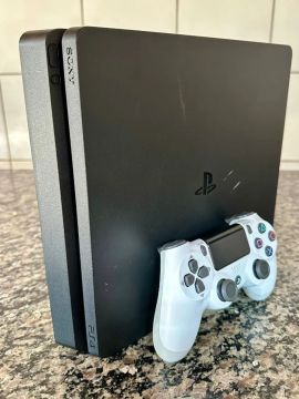 Ps4 Slim Seminovo + Jogos ( Parcelo no Cartão )