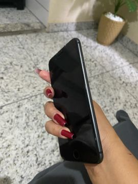iPhone 8 Plus Preto - Seminovo