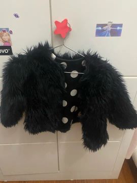 Casaco de Pelúcia Infantil Preto com Bolinhas Brancas