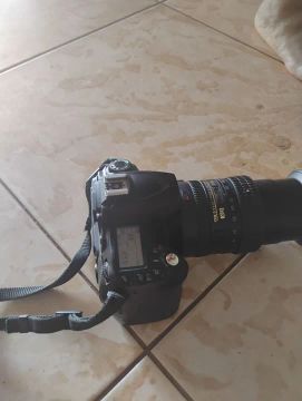 Nikon D40 à venda - Ótima para iniciantes!<br><br>? Câmera Nikon D40 em bom estado, ideal