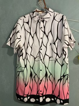 Camiseta de botão Shinobu Demon Slay