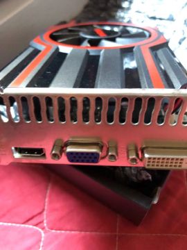 Placa de vídeo GT740