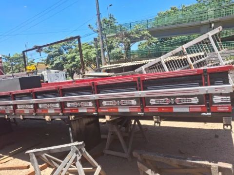 Carroceria para caminhão Ford cargo/volks