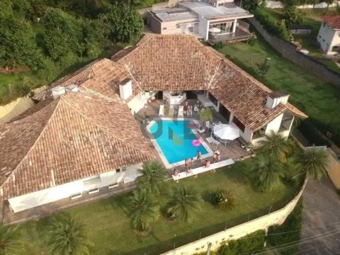 Casa com 4 dorms, sendo 4 suítes à venda e locação na Granja Viana - Cotia/SP
