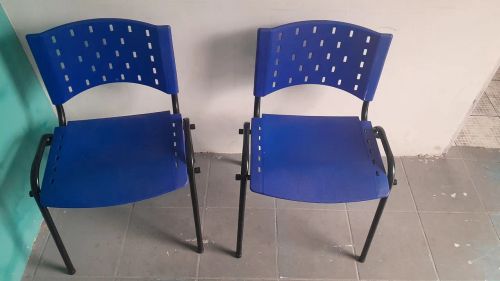 2 Cadeiras de Escritório - Azul - Sem Rodas