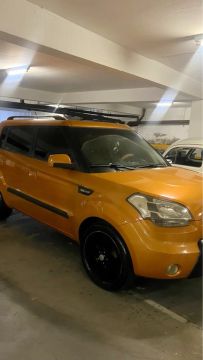 Kia Soul cor rara 4 pneus novos perfeito 