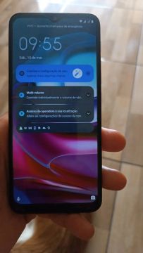 Moto g30       128 de memoria