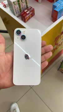 iPhone 13