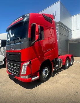 Caminhão Volvo FH 540 2020/2021