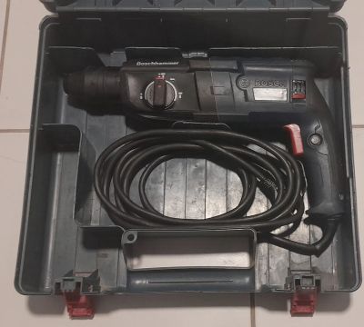 Parafusadeira e martelete bosch profissional 