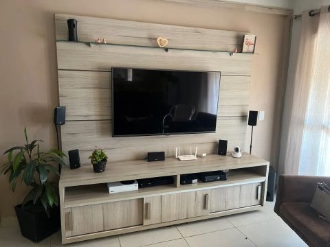 Rack para TV com Painel - Novo