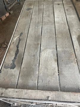 Plataforma de madeira, e formas  