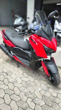 XMAX 250 2024