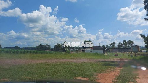 Sítio na estrada à venda, 76,08 hectares por R$ 6.500.000 - Fernão/SP